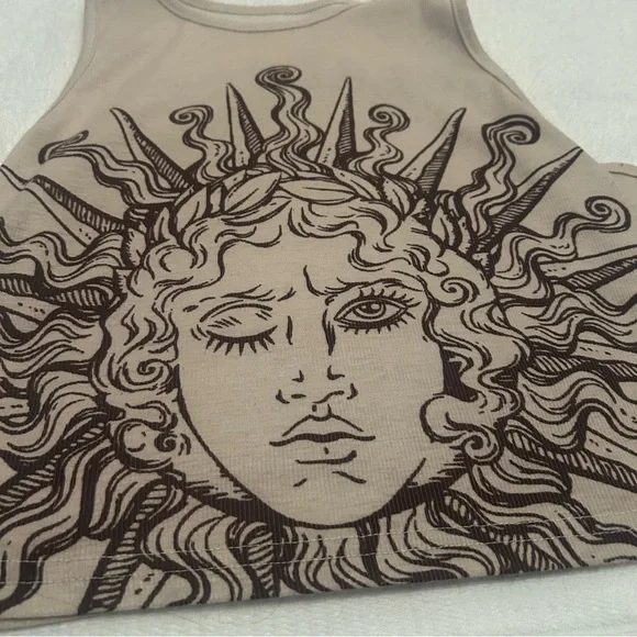 Cream & Brown Sleeveless Graphic Crop Tank - Picture 3 of 5